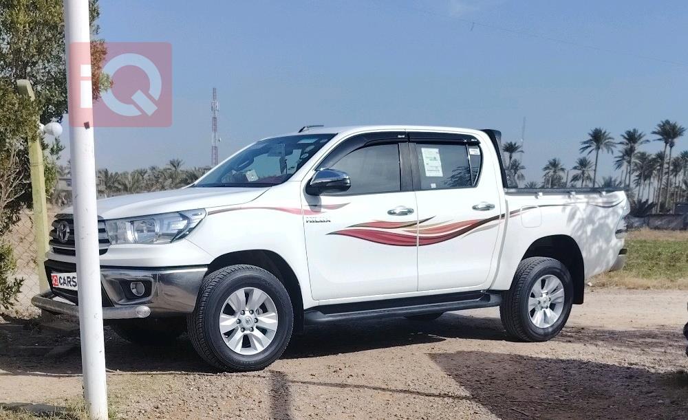 تويوتا هايلوكس